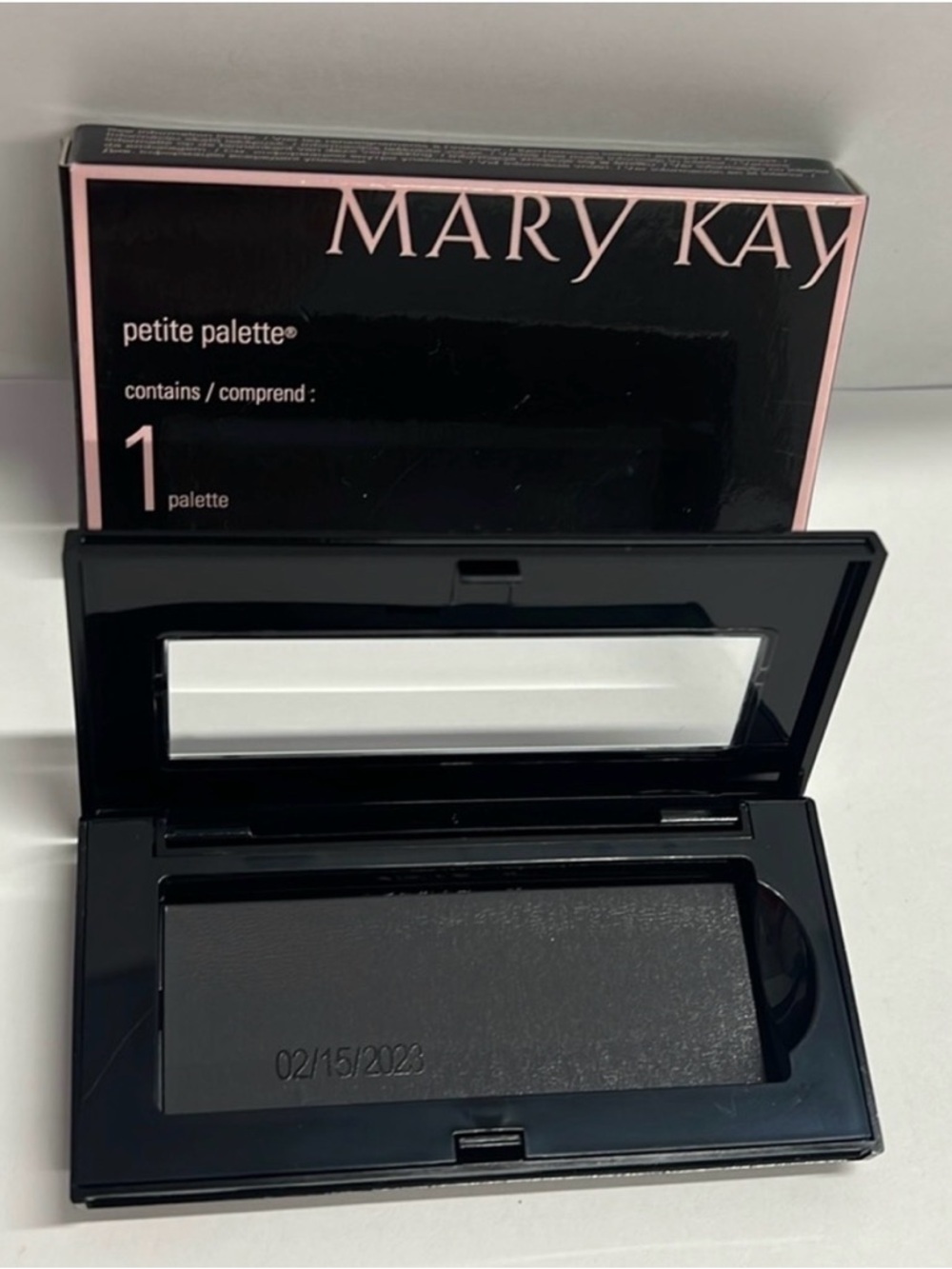 Mary Kay Petite Palette Magnetic Eyeshadow Holder - Black